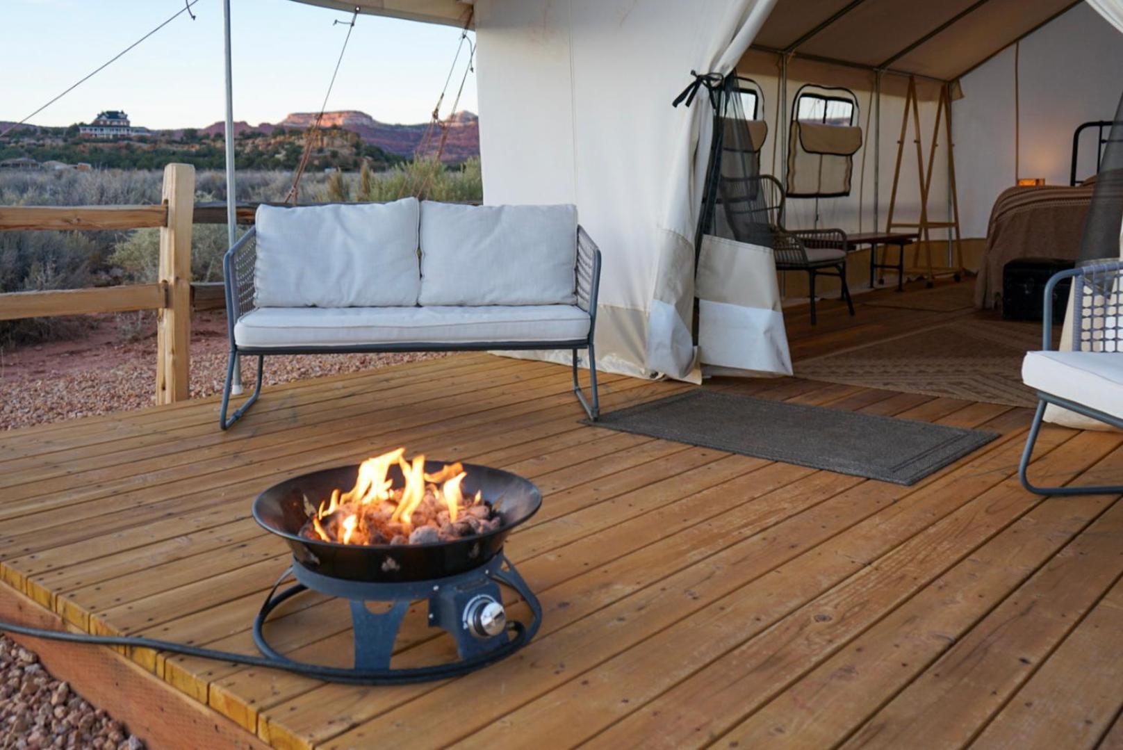 Hotel Basecamp 37° à Kanab Extérieur photo