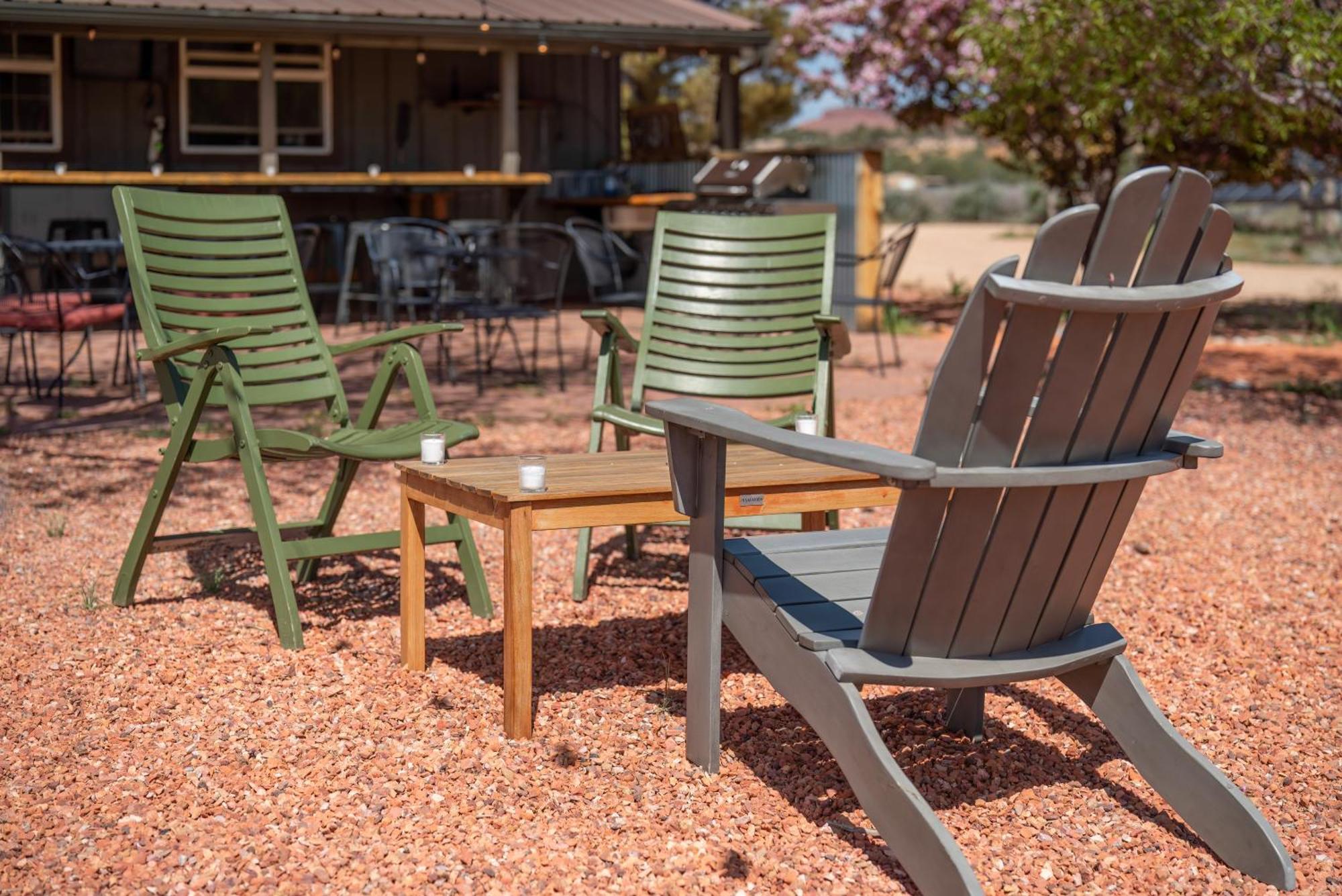 Hotel Basecamp 37° à Kanab Extérieur photo